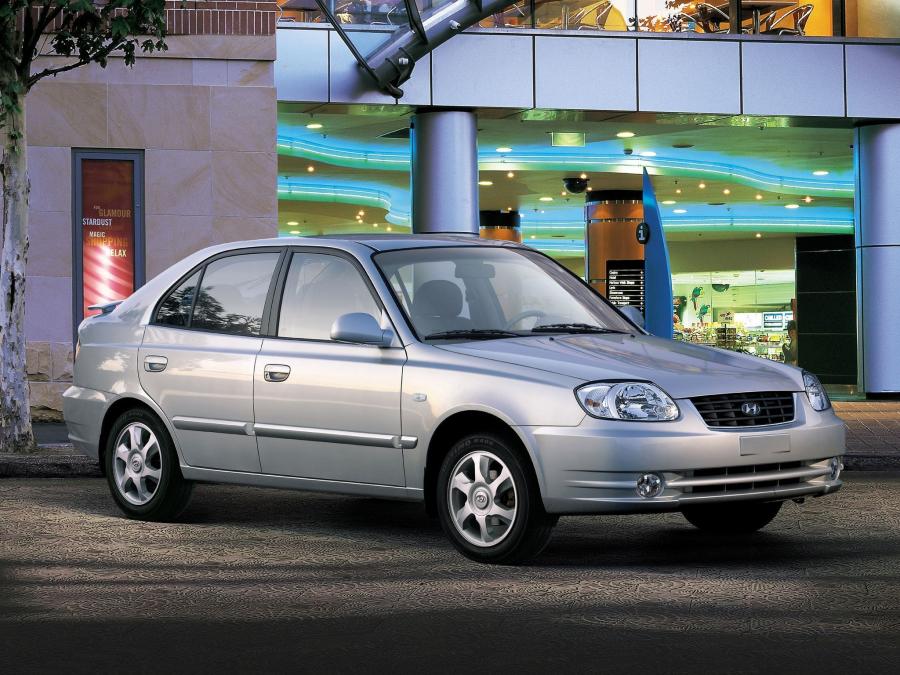  Hyundai Accent 5-Door 2003 года  (фото 21 из 21)